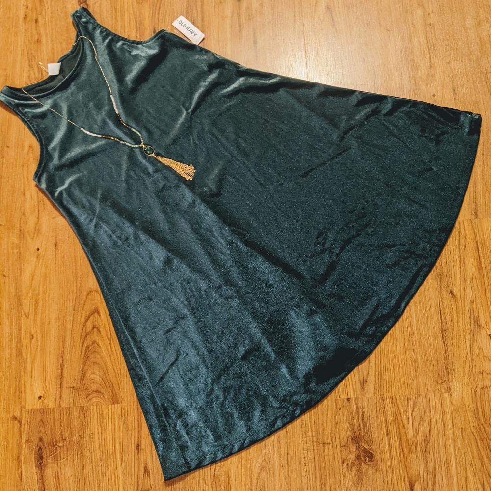 Old Navy Swing Christmas Dress Velor Velvet like Sleeveless sz XS NWT Green